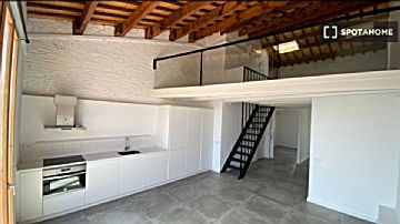imagen Alquiler de piso con terraza en Coll i Pujol (Badalona)