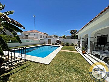Foto Venta de casa con piscina y terraza en Marbella centro (Marbella (Municipio)), Marbella