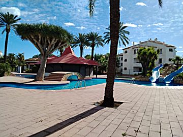 Imagen 1 Venta de piso con piscina en Centro Urbano (Dénia)