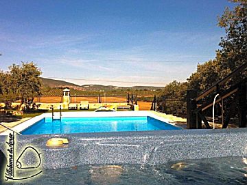 Imagen 1 Venta de casa con piscina en Archidona