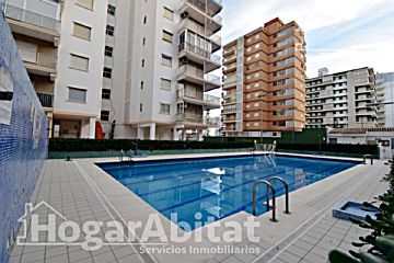 Foto Venta de piso con piscina y terraza en Nou Centre (Sagunto (Sagunt)), Raco