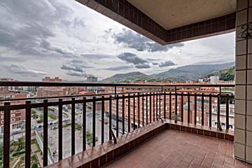 Foto Venta de piso con terraza en Basurtu (Bilbao), Basurto