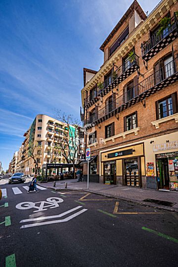 Imagen 1 Venta de piso en Arapiles (Madrid)