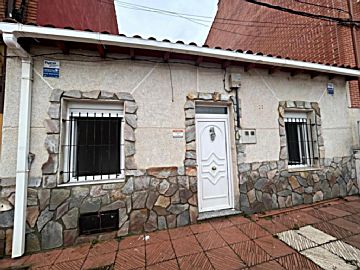Imagen : Venta de casas/chalet en Puente Castro (León)