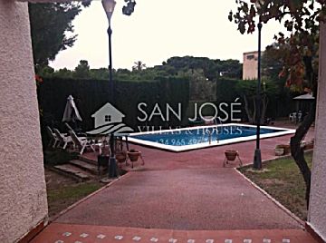 Foto Venta de casa con piscina en Vistahermosa (Alicante), Vistahermosa