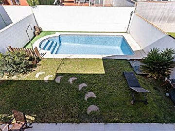 1694708100838 - copia.jpg Venta de casa con piscina y terraza en Umbrete, ZONA RESIDENCIAL