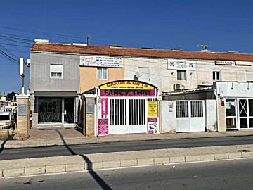 Imagen 1 Venta de local en La Siesta, El Salado, Torreta, El Chaparral (Torrevieja)