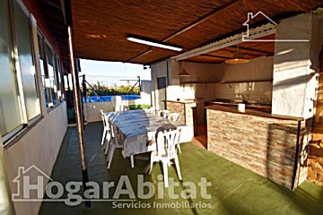 Foto Venta de casa con piscina y terraza en Urbanizaciones - Santa Anna - Las Estrellas (Gandía), Playa de Gandia