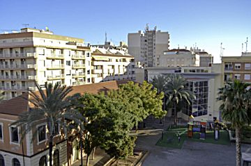 Imagen 1 Venta de piso con piscina en Centro (Las Palmas G. Canaria)
