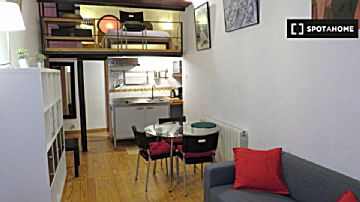 imagen Alquiler de estudios/loft con terraza en Sant Pere, Santa Caterina i la Ribera (Barcelona)