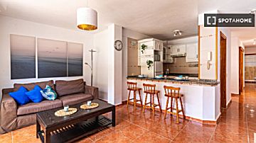 imagen Alquiler de pisos/apartamentos con terraza en S. C. Tenerife 