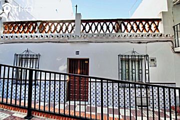 Imagen 1 de Nueva Andalucía