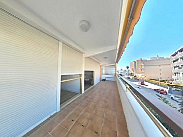 Foto Venta de piso con terraza en Platja de Calafell, Mas Mel