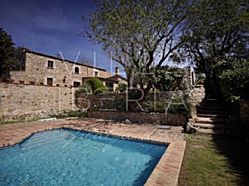 Foto 1 Venta de casas/chalet con piscina en Castell d'Aro (Castell-Platja d'Aro), Centre